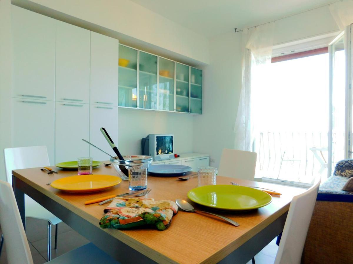 Bilocale Con Favolosa Vista Mare Λεβάντο Εξωτερικό φωτογραφία